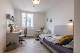 Studio for rent for €820 per month in Vienna, Favoritenstraße