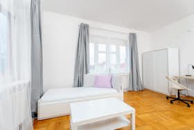 Apartment for rent for CZK 22,500 per month in Prague, Na Jezerce