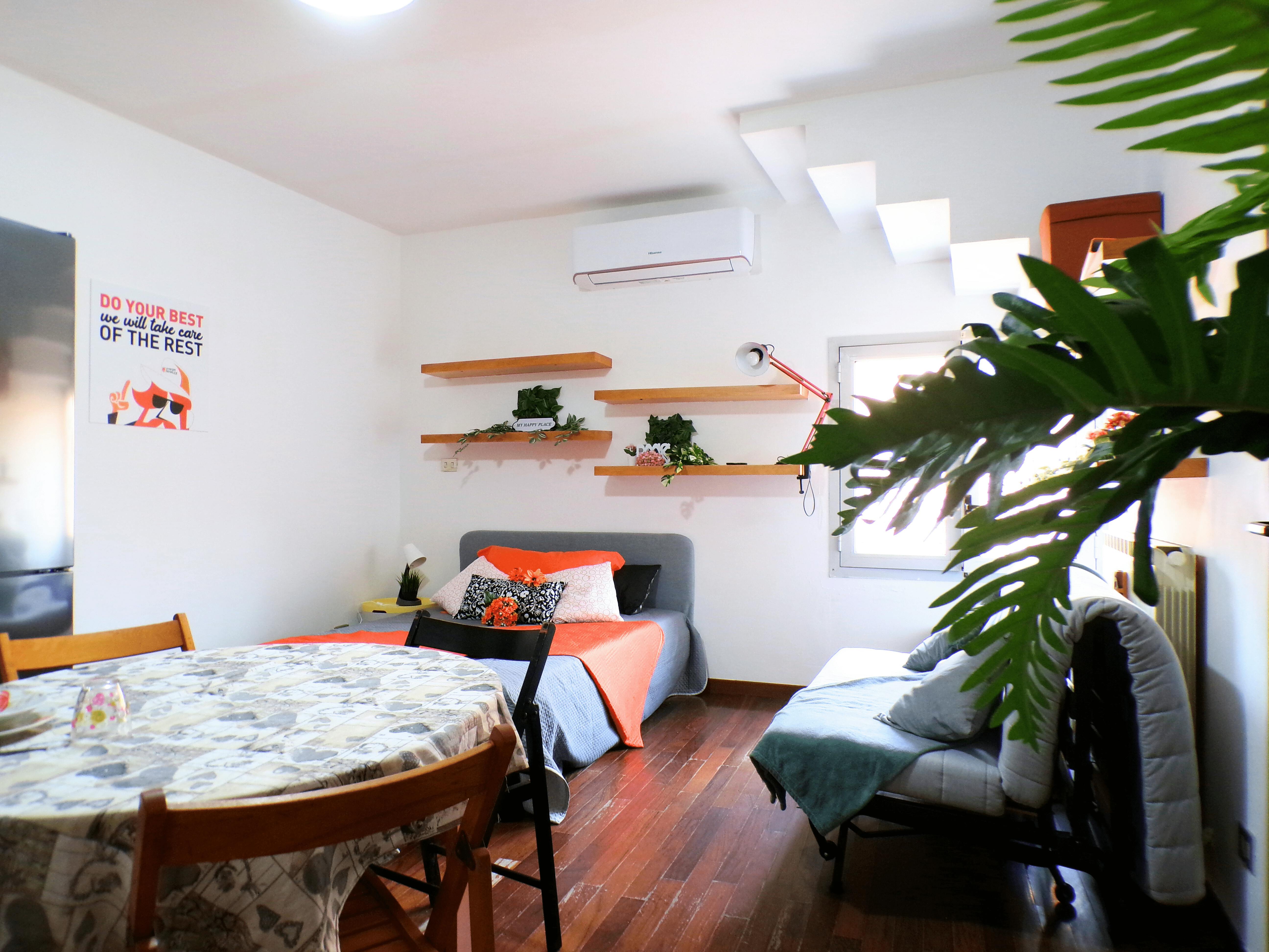 Via dei Bibiena, Bologna preview