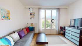 Отдельная комната сдается в аренду за 458 € в месяц в Chambéry, Rue Charles et Patrice Buet