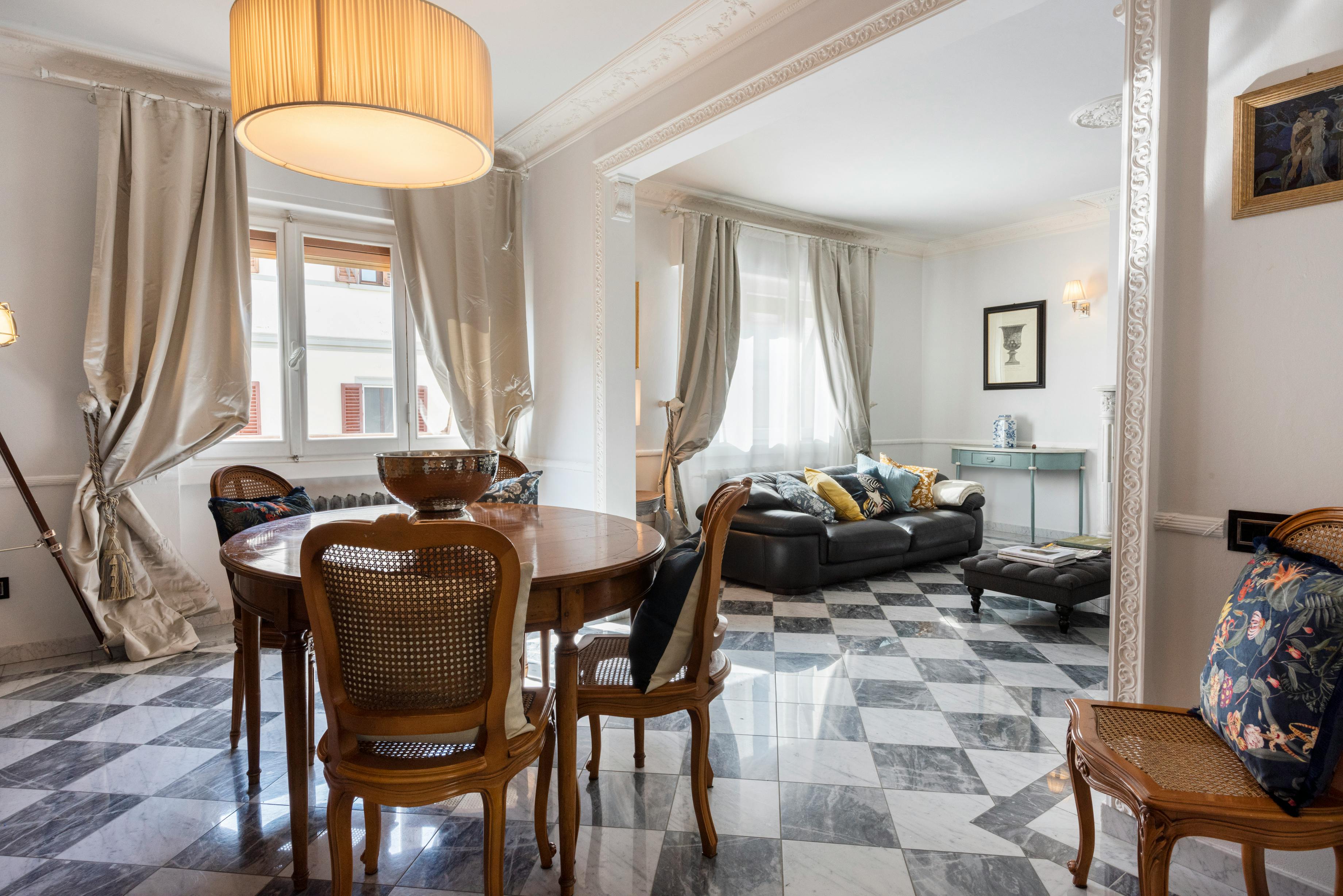 Apartment Florence, 4 beds, 250m² — photo 1