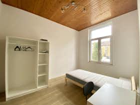 Habitación privada en alquiler por 600 € al mes en Schaerbeek, Rue de Robiano