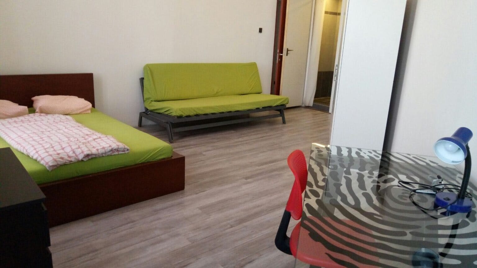 preview gallery tile