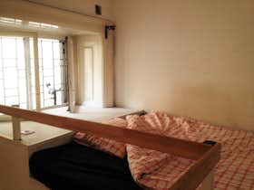 Privé kamer te huur voor € 290 per maand in Budapest, Ferenc körút