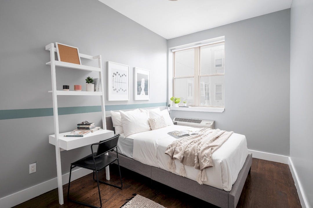 Hart St, Brooklyn, NY preview