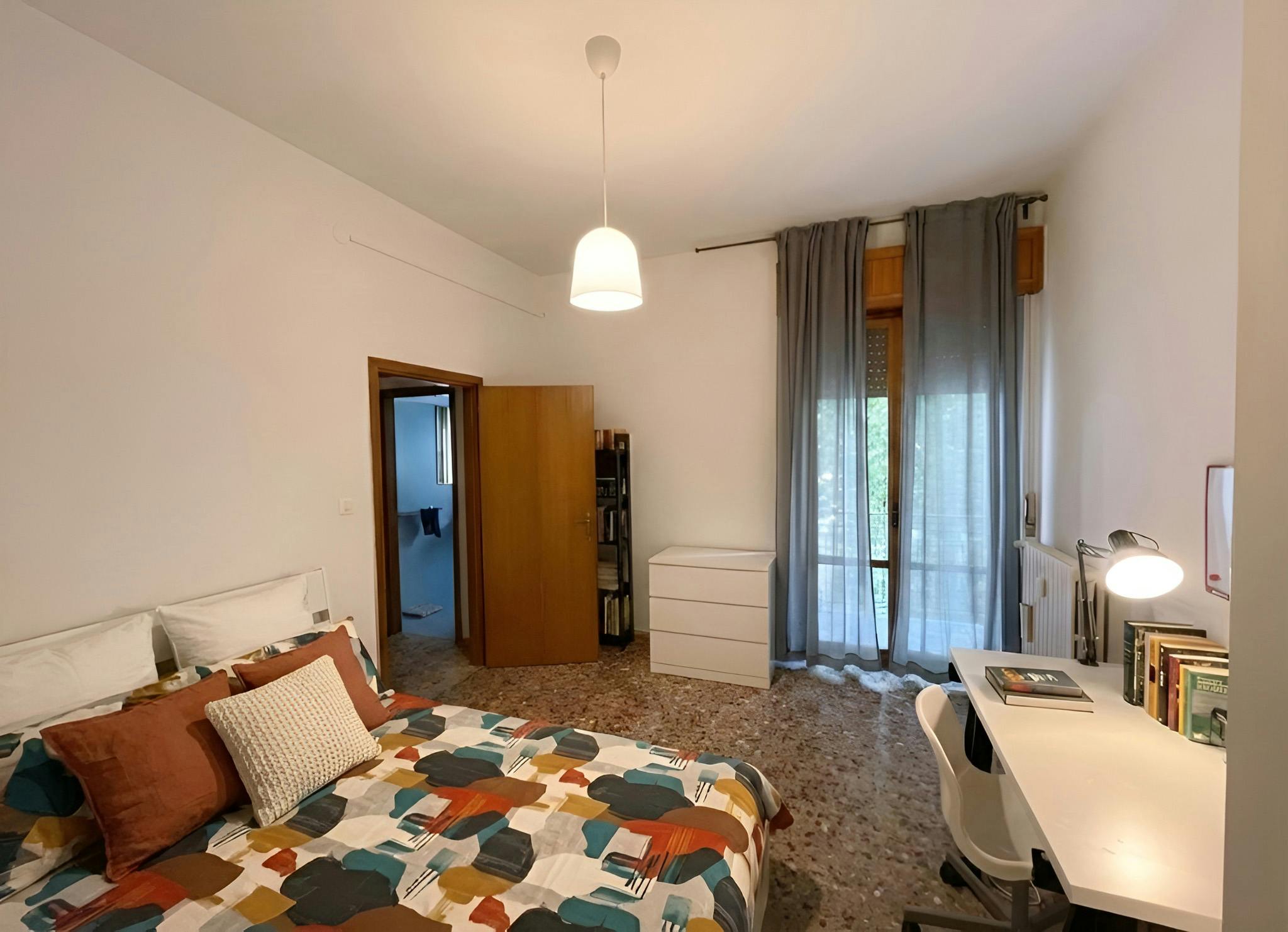 Private room for rent for €360 per month in Forlì, Viale Livio Salinatore