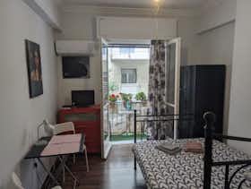 Studio for rent for €1,200 per month in Athens, Alkiviadou