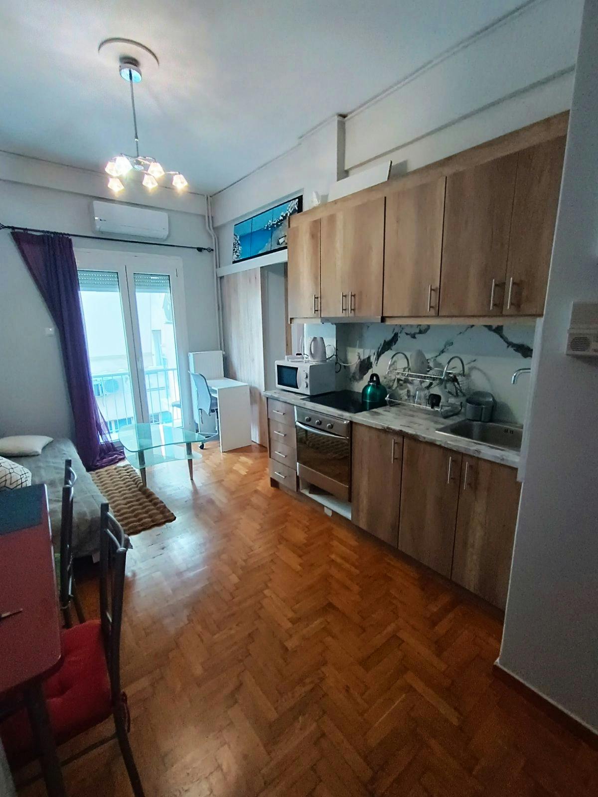 Mavromichali, Athens preview