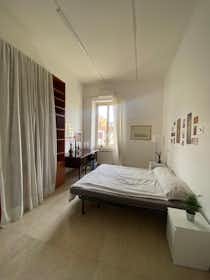 Privé kamer te huur voor € 725 per maand in Rome, Via Agrigento
