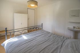 私人房间 正在以 €960 的月租出租，其位于 Amsterdam, Maria Snelplantsoen