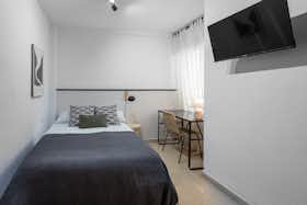 Stanza privata in affitto a 440 € al mese a Alicante, Calle San Juan Bosco