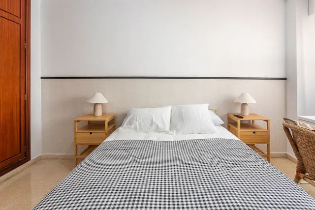 Private room in Calle San Juan Bosco, Alicante (1517640) room image 2