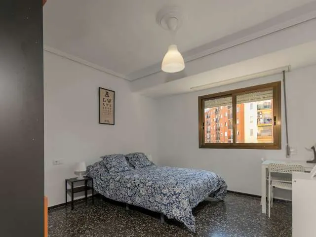 Private room in Carrer Manolo Taberner, Valencia (1517645) room image 1