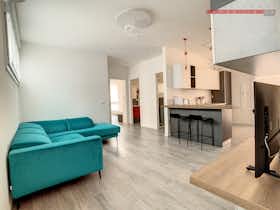 Wohnung zu mieten für 2.250 € pro Monat in Bologna, Vicolo degli Ariosti