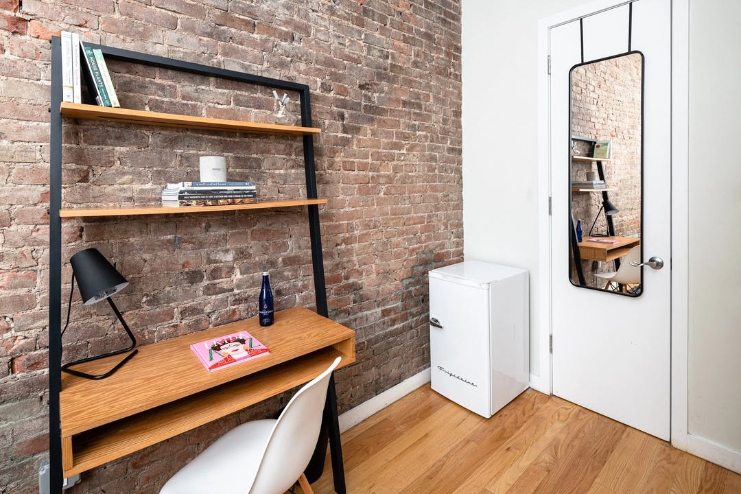 W 115th St, New York City, NY preview