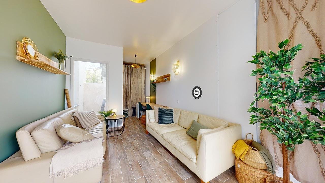 Apartment Bron, 330m² — photo 25