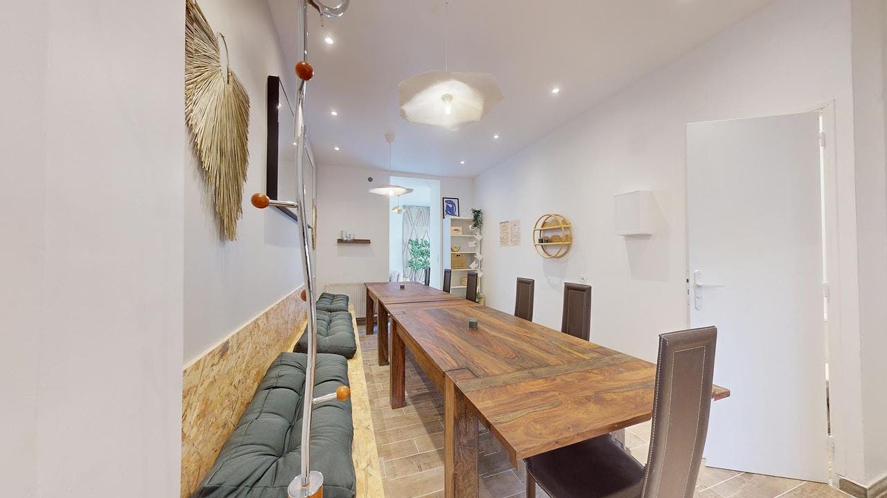 Apartment Bron, 330m² — photo 22