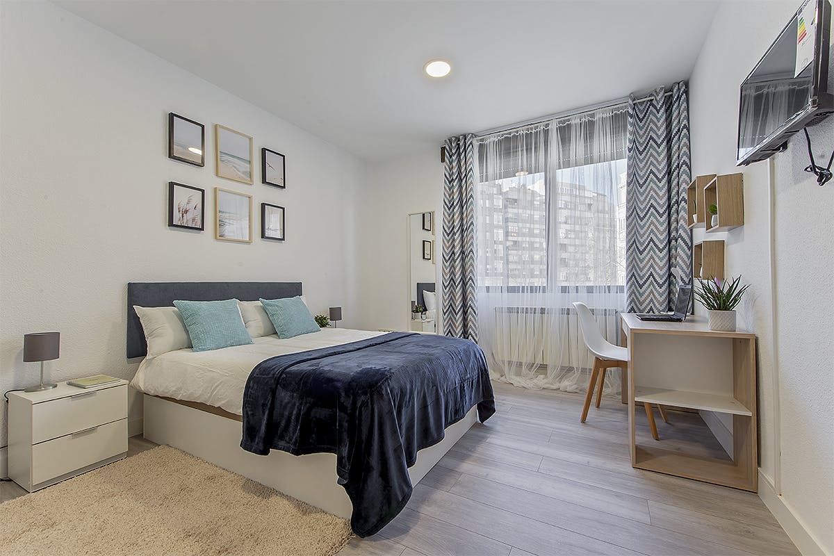 Calle de Francisco Silvela, Madrid preview