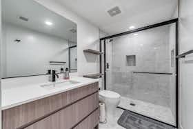 Habitación privada en alquiler por 1252 € al mes en Los Angeles, S Centinela Ave