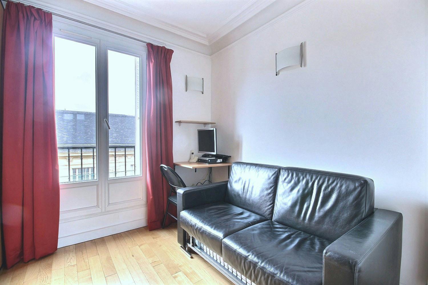 Studio for rent on Rue du Cardinal Lemoine, Paris - Ansicht 4