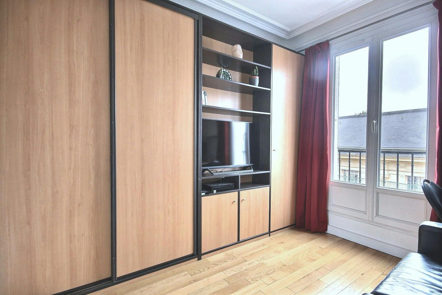 Studio for rent on Rue du Cardinal Lemoine, Paris - Ansicht 3