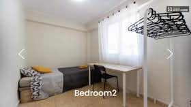 Privé kamer te huur voor € 350 per maand in Valencia, Carrer Mestre Marçal