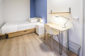 Privé kamer te huur voor € 1.070 per maand in Amsterdam, Voorburgstraat