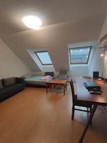 Habitación privada en alquiler por 131.915 HUF al mes en Budapest, Gát utca