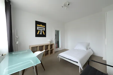 Private room for rent on Neltestraße, Berlin, Berlin