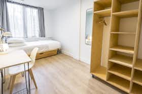 Privé kamer te huur voor € 971 per maand in Amsterdam, Voorburgstraat