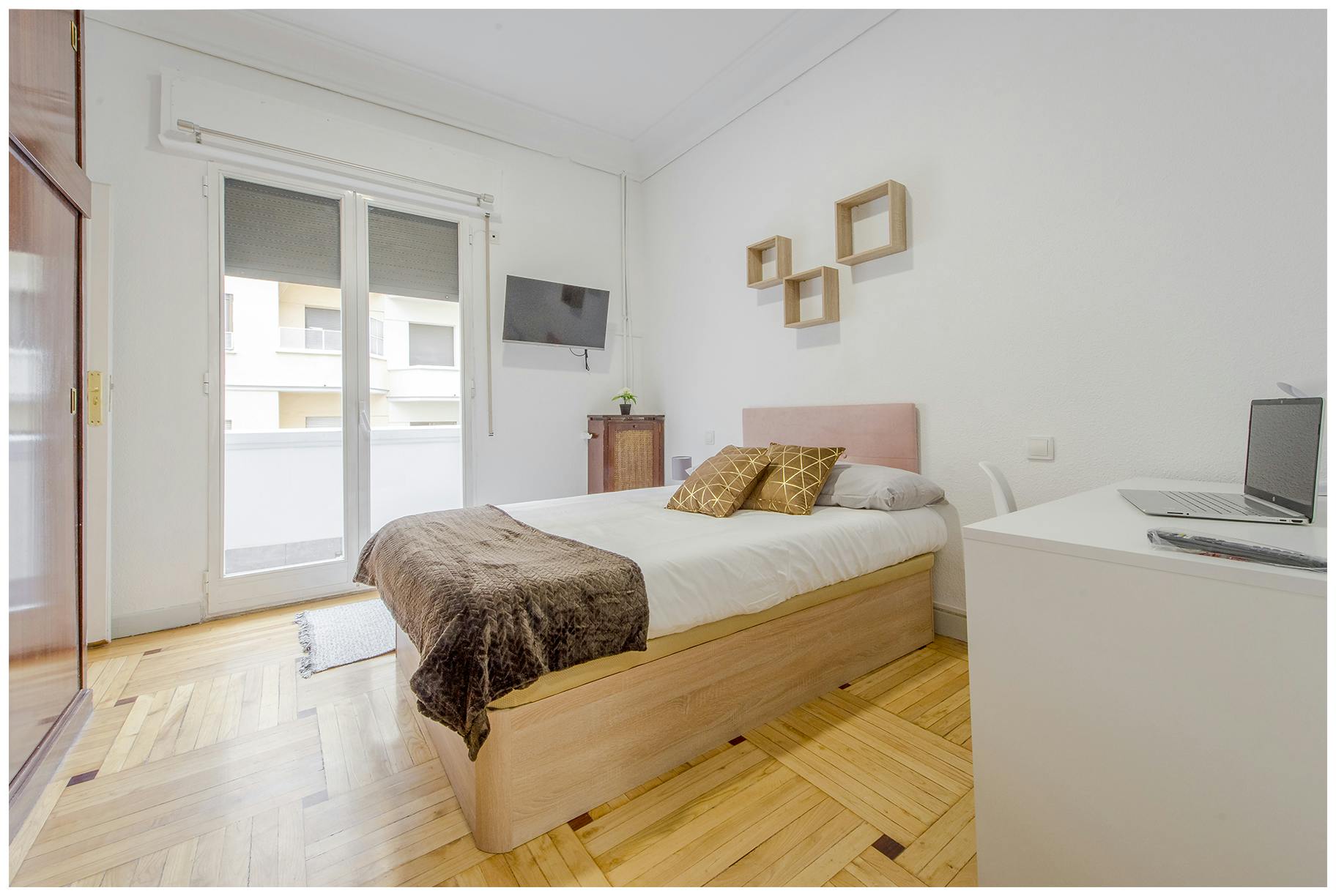 Calle de Goya, Madrid preview