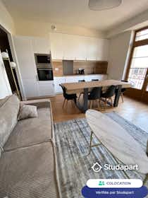 Pokój prywatny do wynajęcia za 340 € miesięcznie w mieście Tarbes, Rue Maréchal Foch