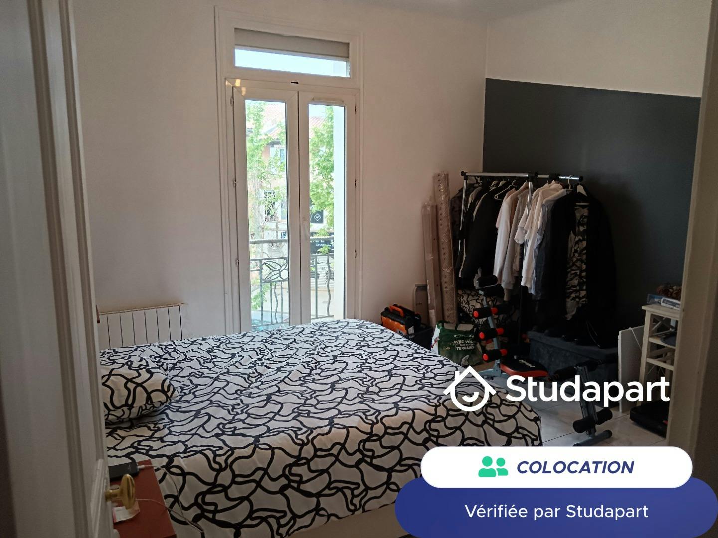 Private room for rent on Rue Jean Jaurès, Gardanne - Vue 3