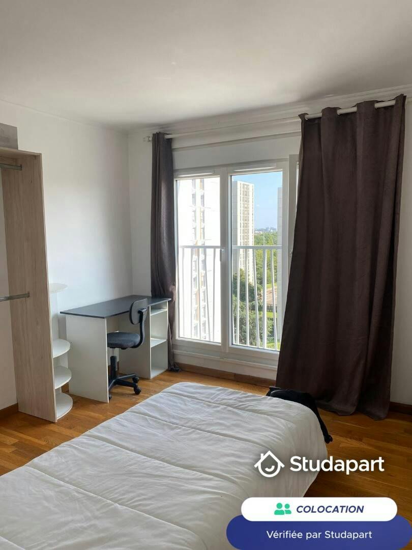 Chambre privée à louer pour 520 €/mois à Antony, Parvis du Breuil