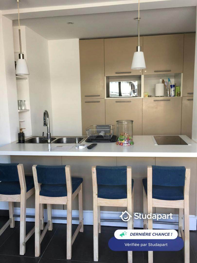 公寓 正在以 €690 的月租出租，其位于 Antibes, Avenue Docteur Dautheville