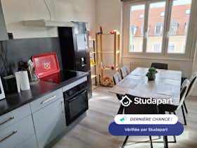 公寓 正在以 €395 的月租出租，其位于 Mulhouse, Rue Lefebvre