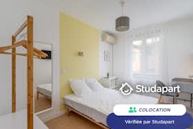 Privé kamer te huur voor € 610 per maand in Aix-en-Provence, Boulevard de la République