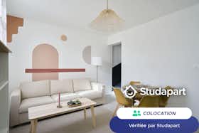 私人房间 正在以 €440 的月租出租，其位于 Valenciennes, Impasse Miroux