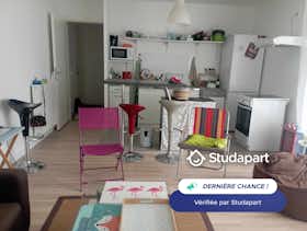Apartamento en alquiler por 850 € al mes en Bordeaux, Promenade du Lac