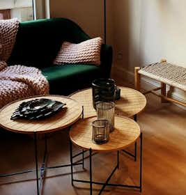 Apartamento en alquiler por 900 € al mes en Ixelles, Rue Souveraine