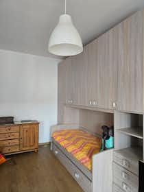 Private room for rent for €630 per month in Milan, Via Demonte
