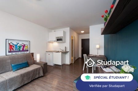 Private room for rent on Rue Achard, Bordeaux - View 6