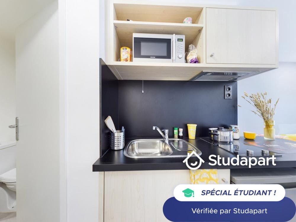 Private room for rent on Avenue du Général de Gaulle, Bagnolet