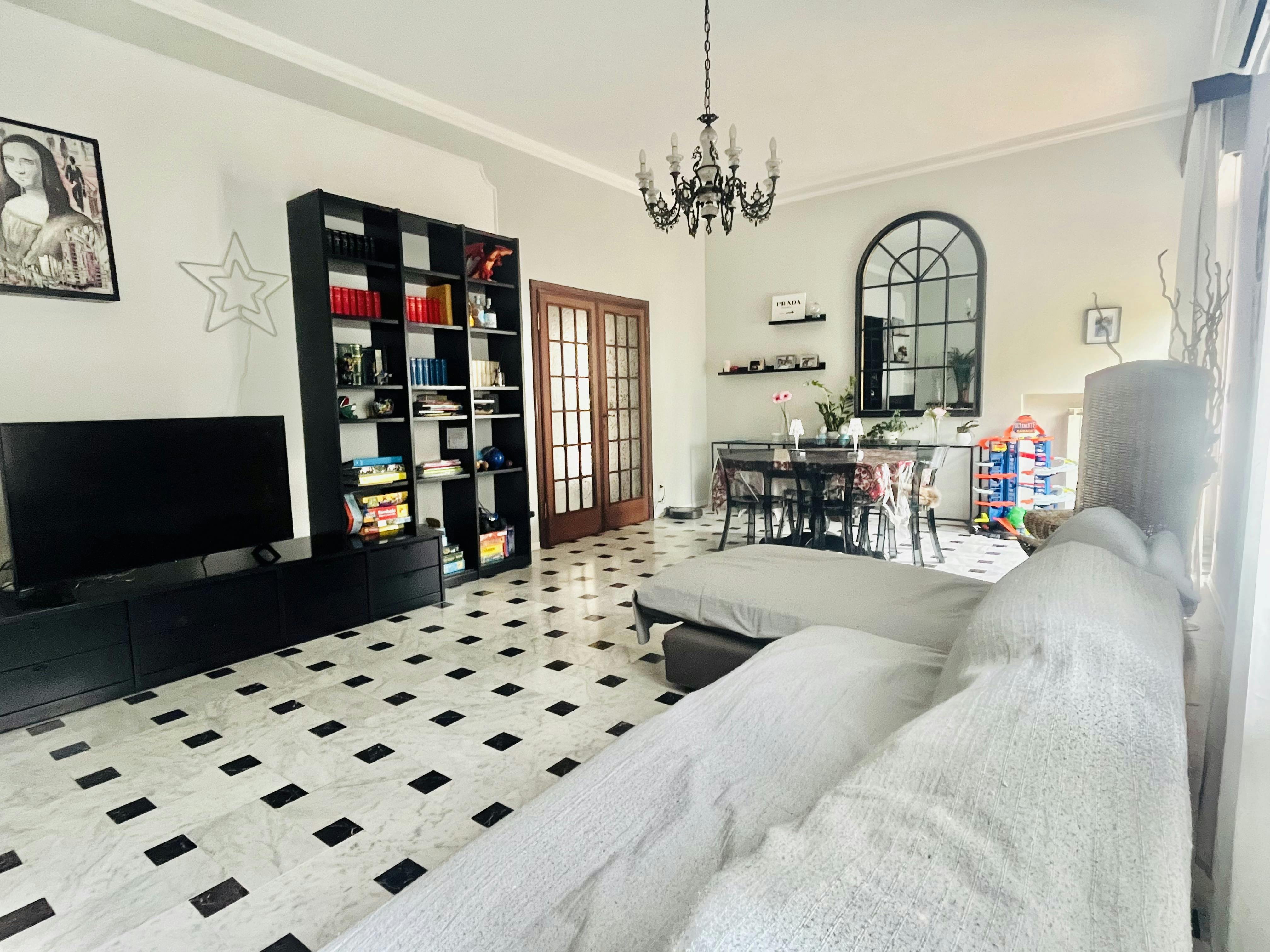 House for rent for €4,000 per month in Viareggio, Via dei Lecci