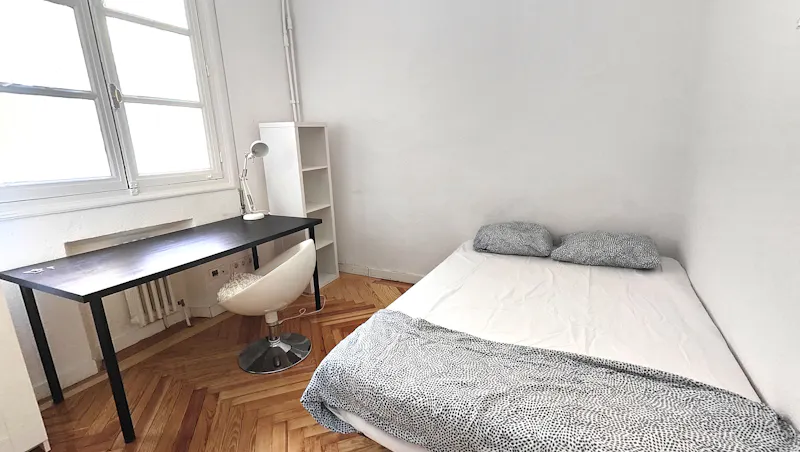 5 Miguel Moya Street, Madrid - in Madrid