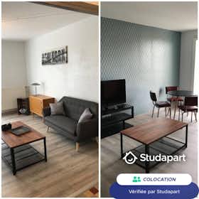 Privé kamer te huur voor € 425 per maand in Bourg-lès-Valence, Rue Sully