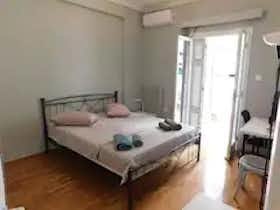 Private room for rent for €450 per month in Athens, Olenou