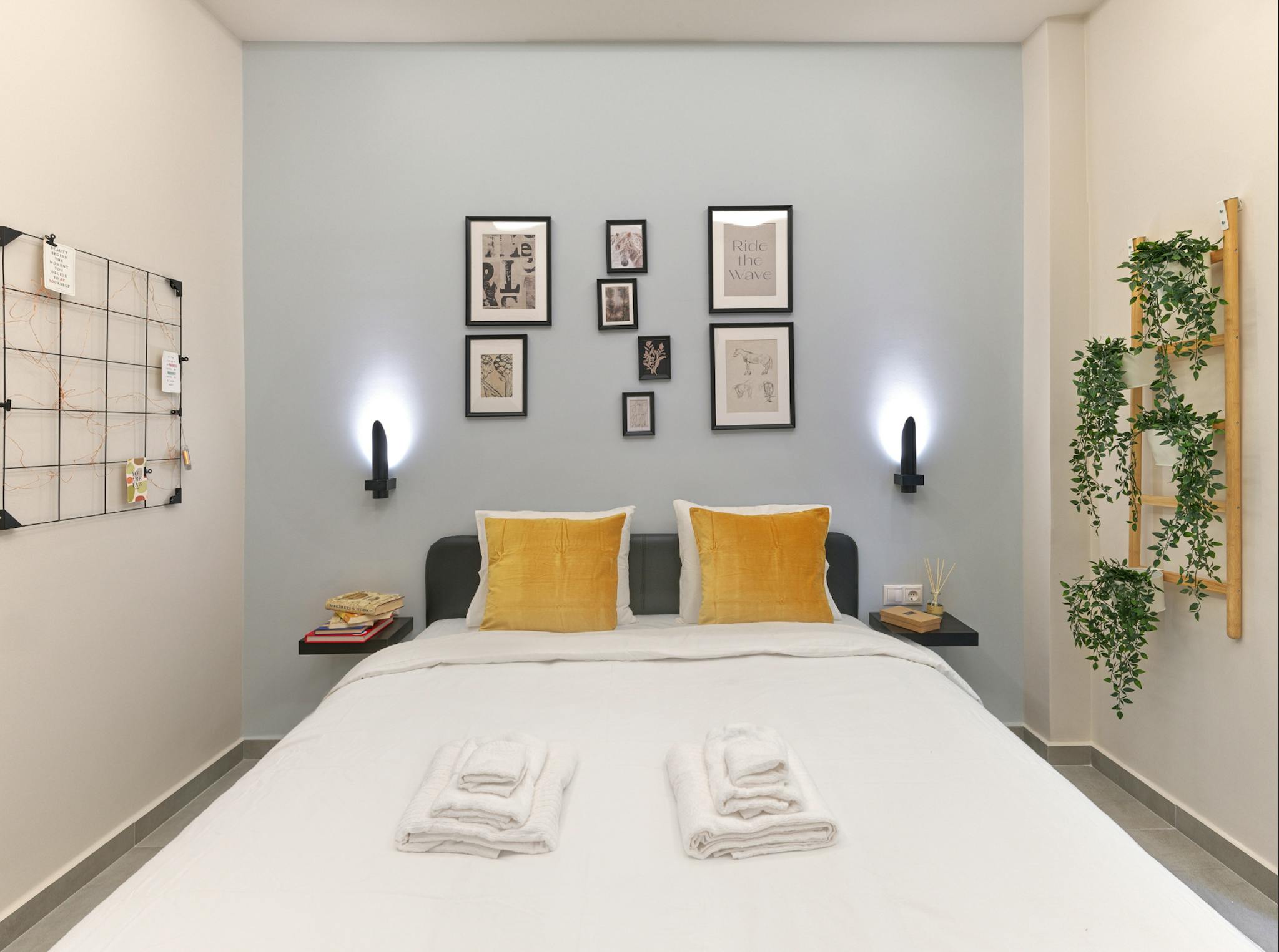 Formionos, Kaisarianí preview