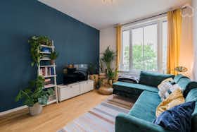 Appartement à louer pour 950 €/mois à Berlin, Poststraße