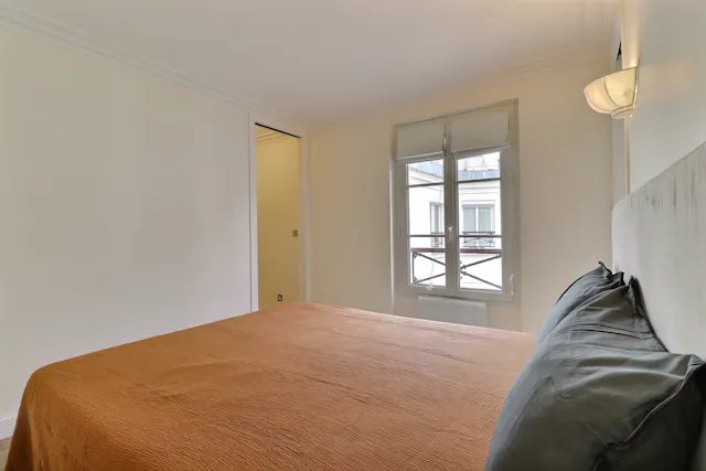1-Bedroom Apartment in Rue Sainte-Croix-de-la-Bretonnerie, Paris (1519104) room image 10